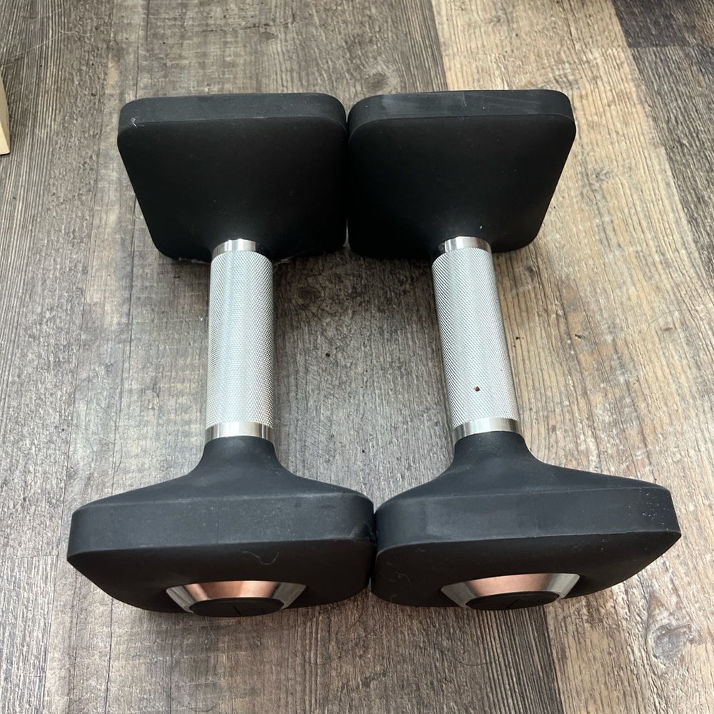 Peloton Black and Silver Dumbbells